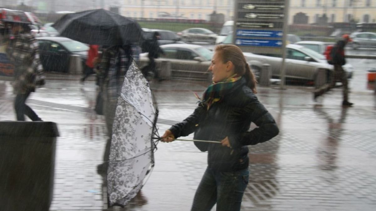 Нова хала фучи в Москва и вече я брули с градушка