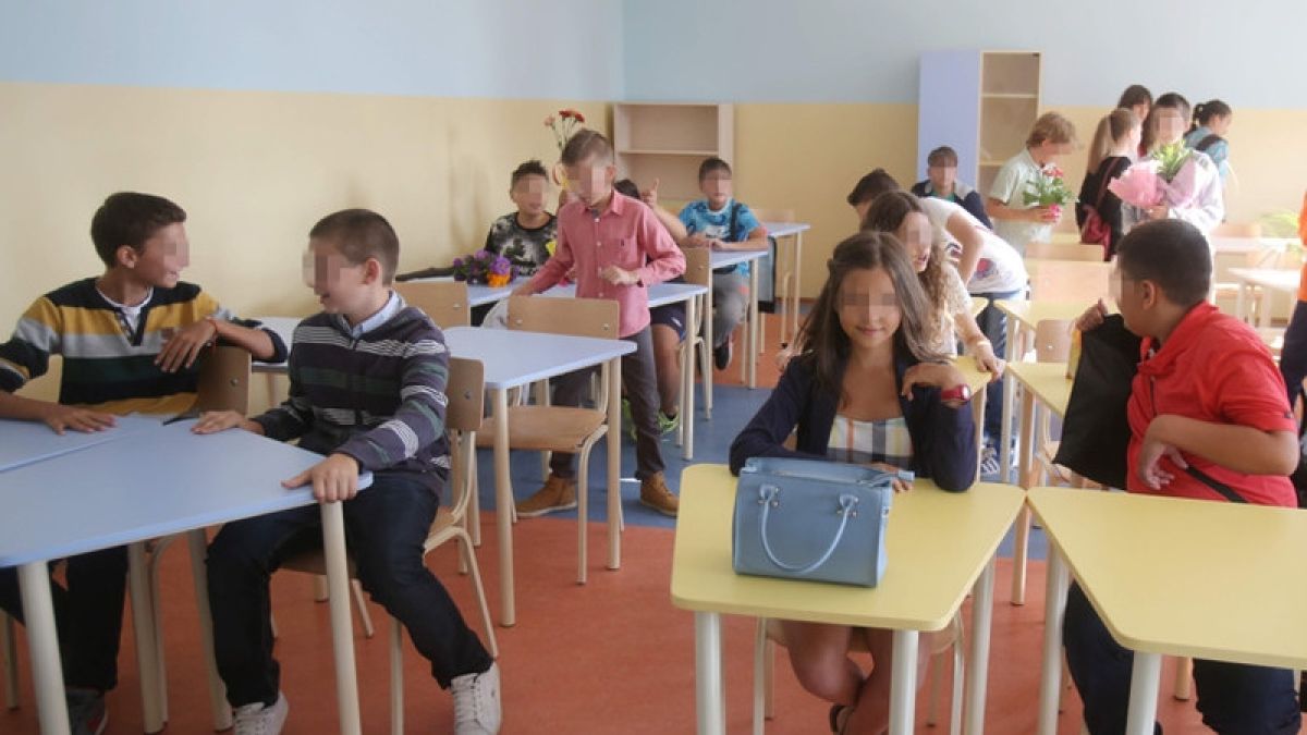 МОН готви изненада за петокласниците! В сряда 6 000 хлапета ще се потят над ...