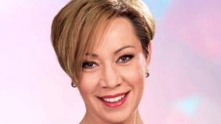 Кака Лара стана фенка на Борислав Комсийски