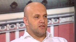 Проговори Кемил Рамадан, заплашвал с SMS-си Нинова и Радев!
