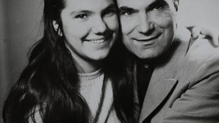 Мартина ВАЧКОВА: Моят татко не прегръщаше просто така дежурно - той стискаше  и чупеше ребра