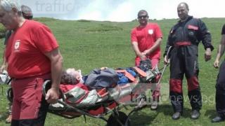 Англичанин падна с главата надолу след полет с парапланер в Сопот, планинската служба го спаси  
