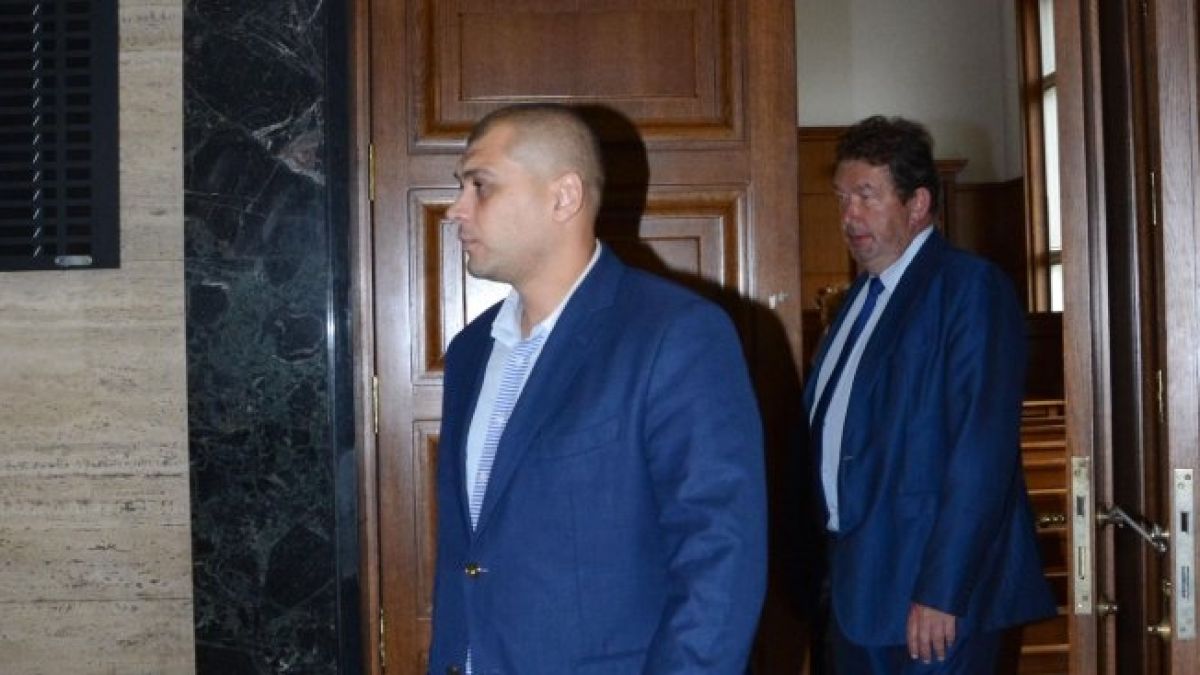 Димитър Аврамов декларира, че ще се откаже от имунитета си