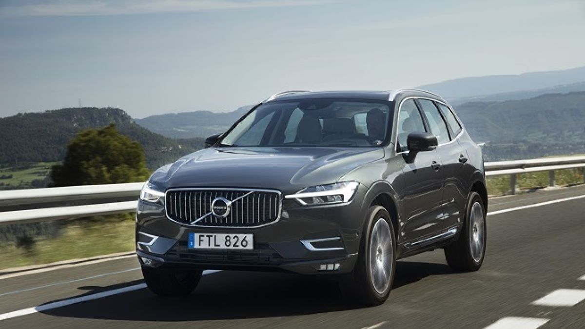 Ренесансът на Volvo започна - появи се ХС90 (СНИМКИ)