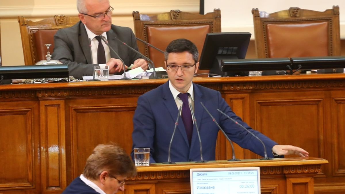 Вигенин обяви при какви условия БСП би участвала в евроатлантическа коалиция
