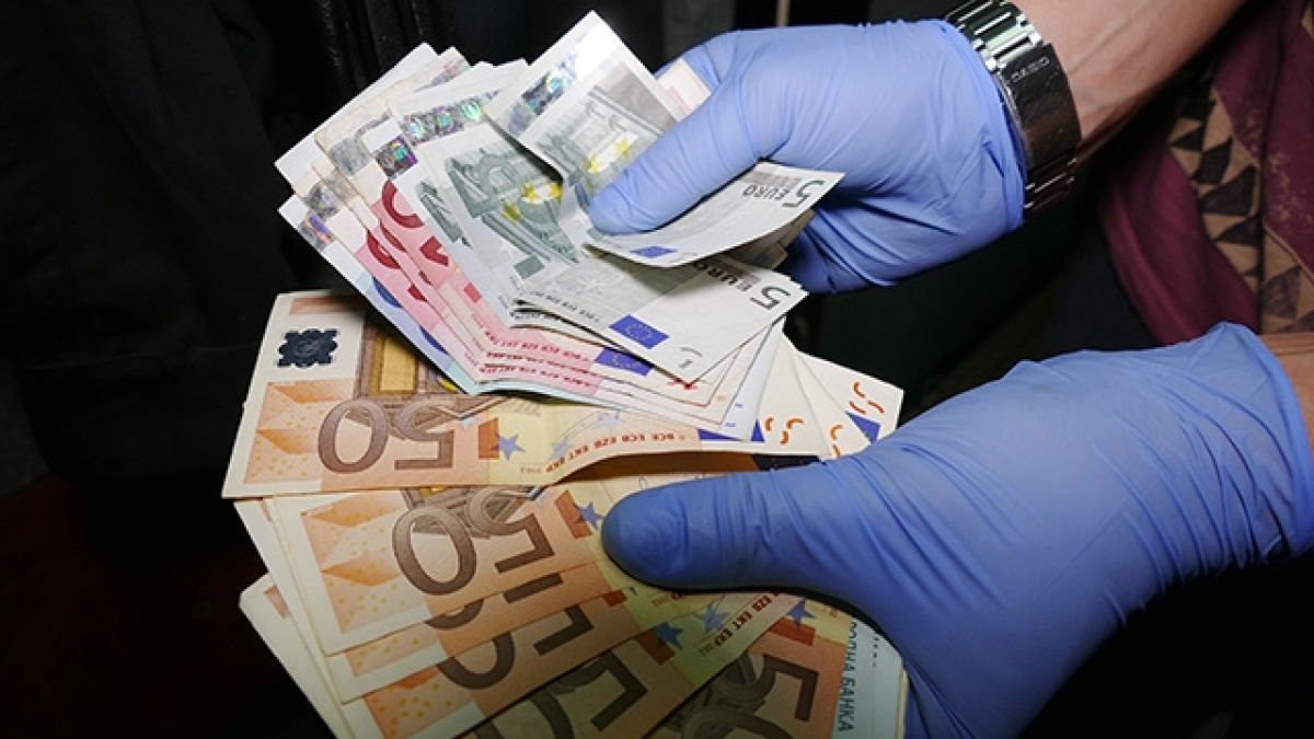 МВР показа ексклузивни СНИМКИ и ВИДЕО от спецакцията на ГДБОП в ДАИ 