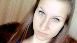 Мистериозен черен джип преследва родителите на загиналата преди година при съмнителни обстоятелства 19-годишна Веси от Габрово