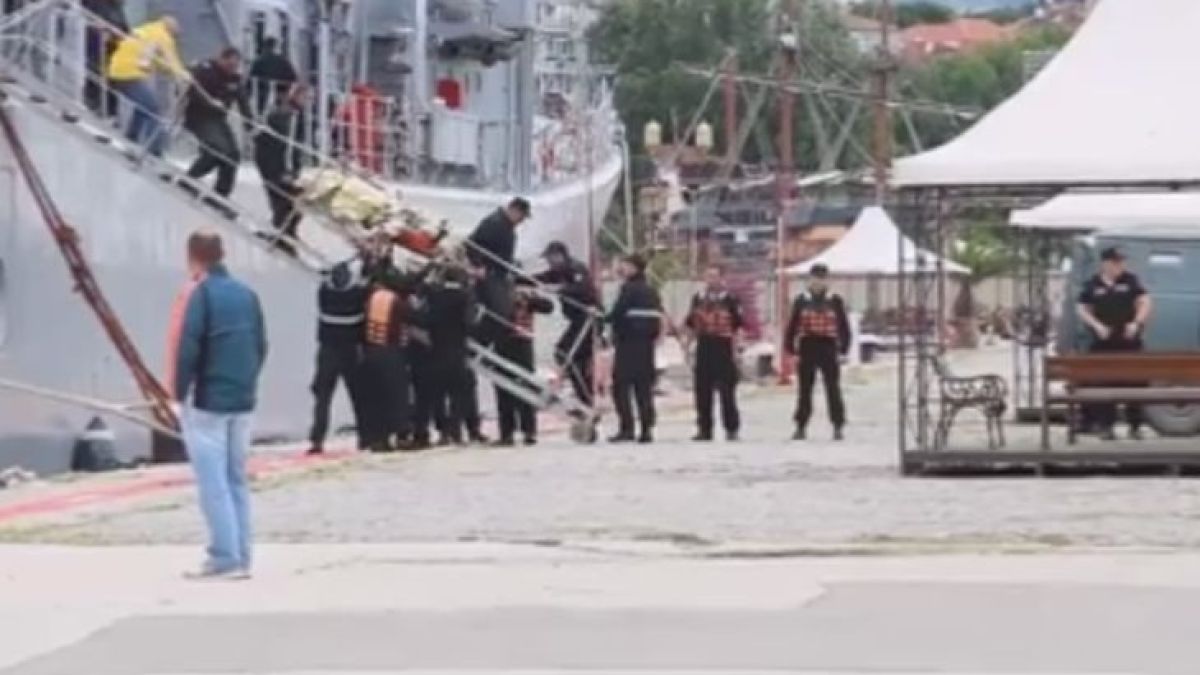 Каракачанов с нови данни за трагедията в Черно море и загиналия капитан! Лекари пък обявиха какво се е случило с летците