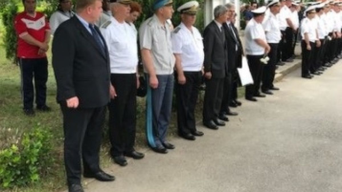 СНИМКИ и ВИДЕО от погребението на трагично загиналия командир