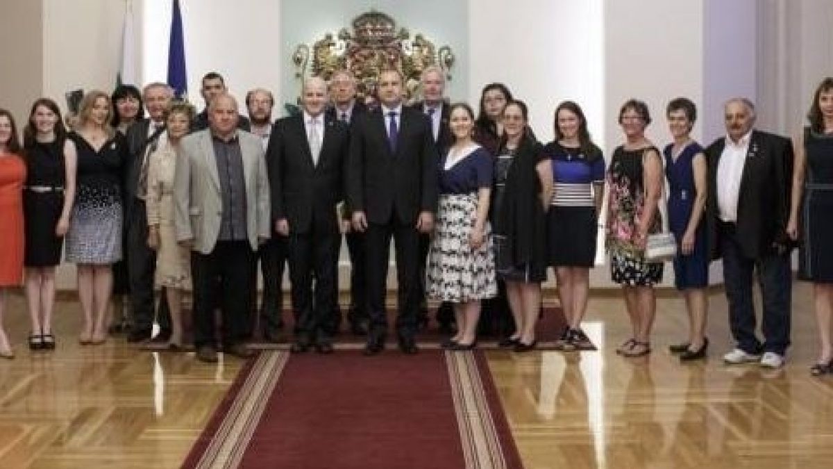 Радев се срещна с наследниците на легендарния американски журналист Джанюариъс Макгахан (СНИМКИ)