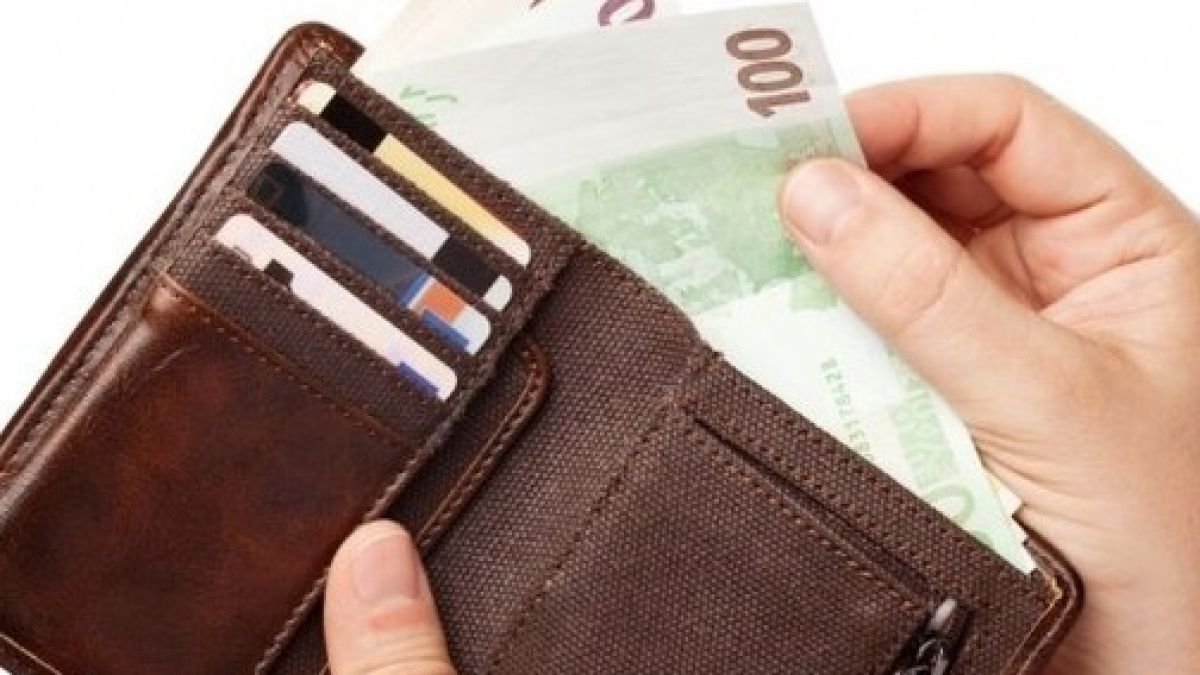 Какъв цвят е портфейлът Ви? От това зависи, дали ще бъдете богати, или не