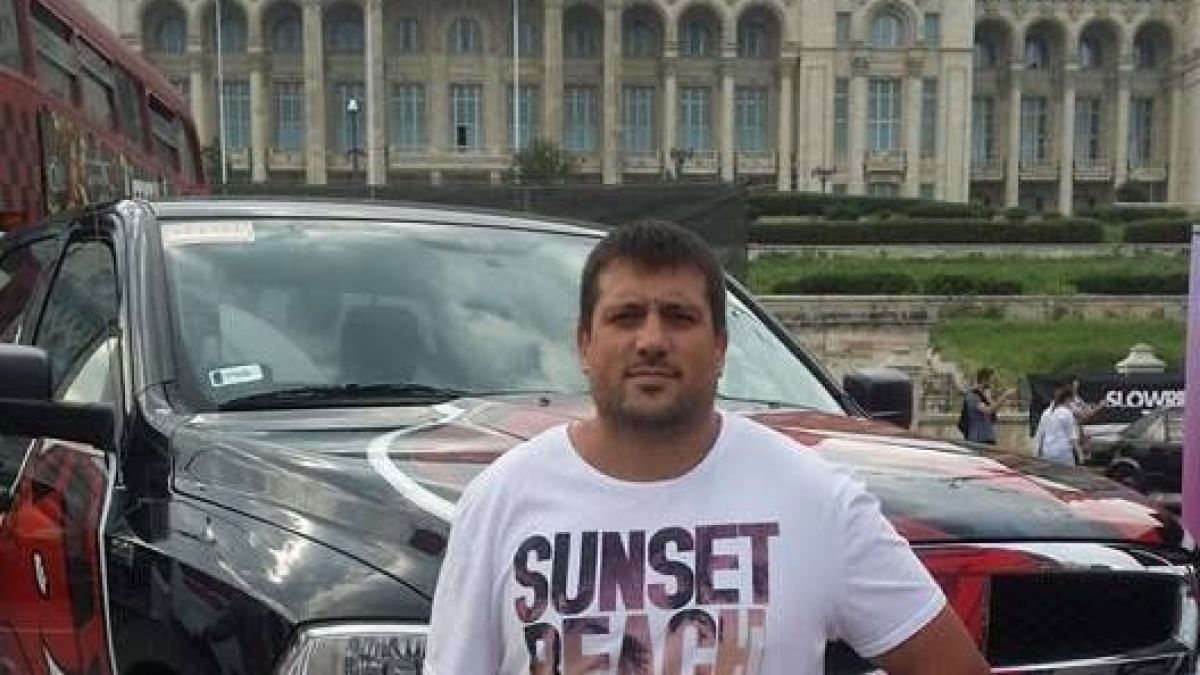 Първо в БЛИЦ! Жълта война в Пловдив: Таксиджии заплашват и гонят колеги, горят коли, размахват юмруци (СНИМКИ/ВИДЕО)