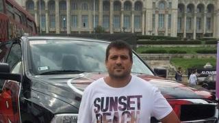 Първо в БЛИЦ! Жълта война в Пловдив: Таксиджии заплашват и гонят колеги, горят коли, размахват юмруци (СНИМКИ/ВИДЕО)