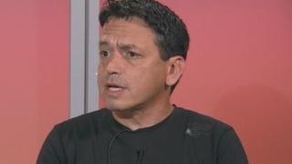 Шок в ефир! Васил Иванов си показа пистолета в предаването на Венета Райкова! (СНИМКА)