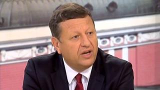 Шефът на КРС обясни какво всъщност ще плащаме след падането на роуминга в ЕС от 15 юни 