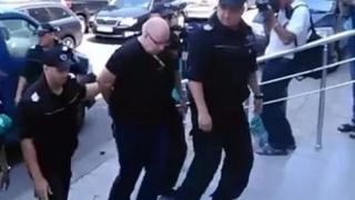 Извънредно от Бургас! Адвокат се опита да оправдае скандалния швед Ралф, но ето какво се случи!