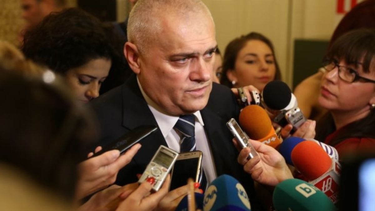 Министър Радев с важни новини, свързани с "Ислямска държава" и ГДБОП