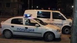 Извънредно в БЛИЦ! Бабаити изкараха насила момиче от Мерцедес в Бургас и го отвлякоха с пловдивска Q7 