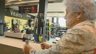 Тази българска баба ще ви шокира, всеки ден тя... (ВИДЕО)