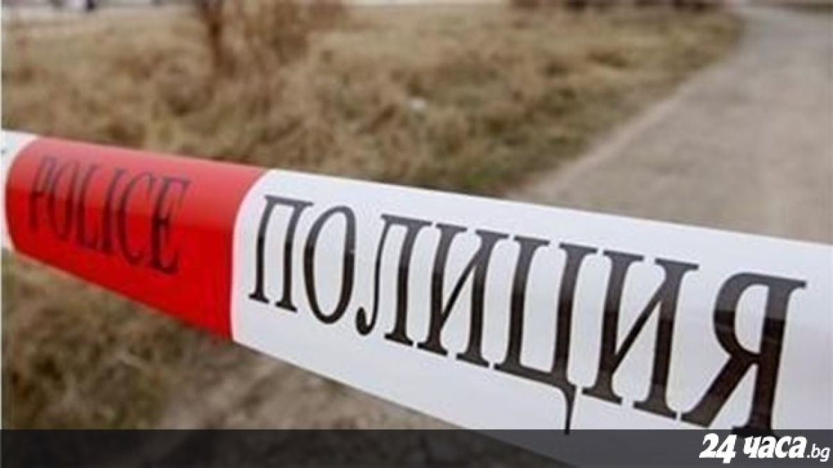Паника на плажа в Крайморие в Бургас! Женски труп изплува от морето
