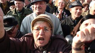 Назрява ли бунт на белите коси? Пенсионерите искат преизчисляване на пенсиите
