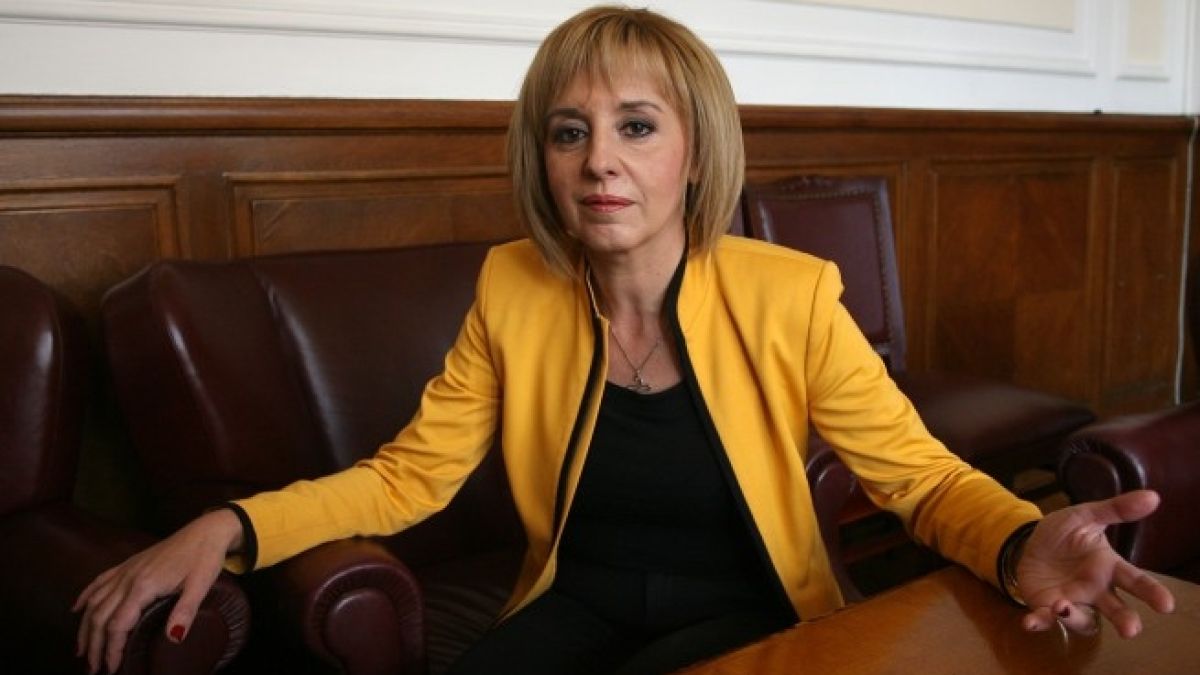Мая Манолова показа уникална СНИМКА с новороденото внуче 