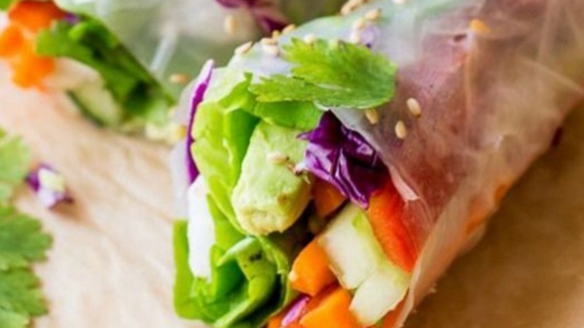 Бързо, вкусно и леко: Свежи летни рулца