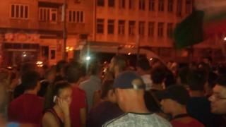 Извънредно и първо в БЛИЦ! В Асеновград зоват Борисов да реши проблема, вижте какво се случва на протеста!
