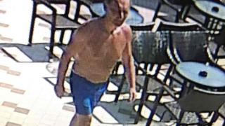 Първи СНИМКИ на английския педофил-страшилище, подлудил Слънчев бряг