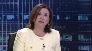 Бъчварова проговори за заплатите, НДК и грипените 