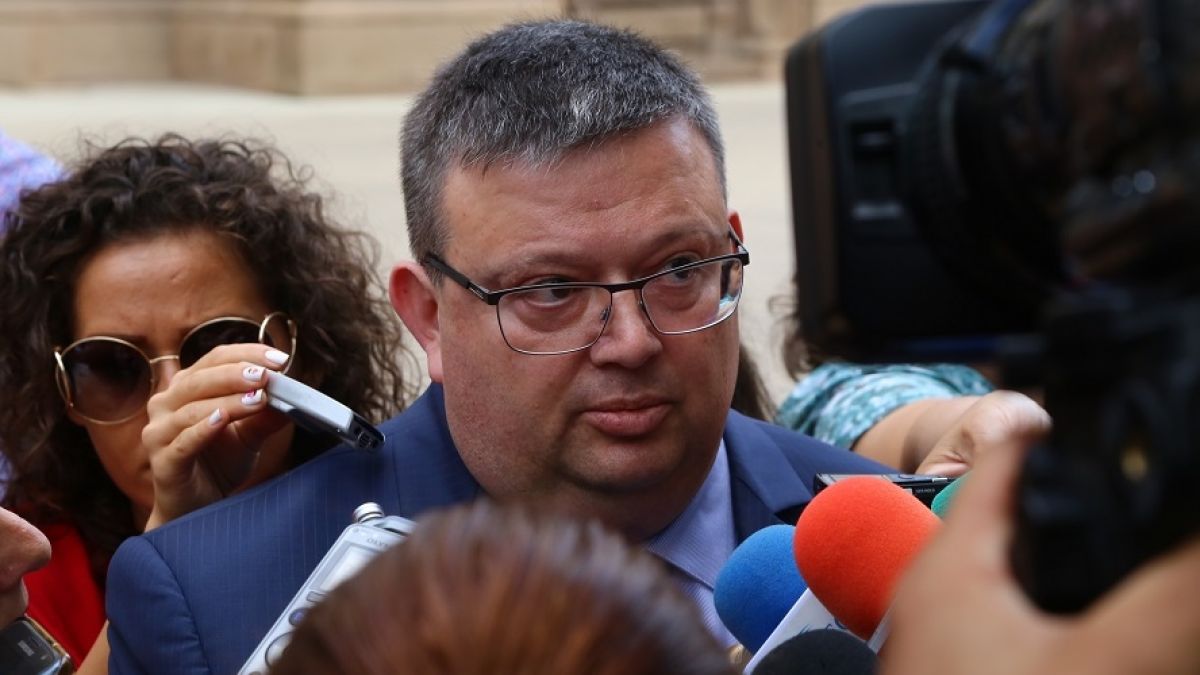 Цацаров посече Марешки, заклейми го заради недостойно поведение и клевети!