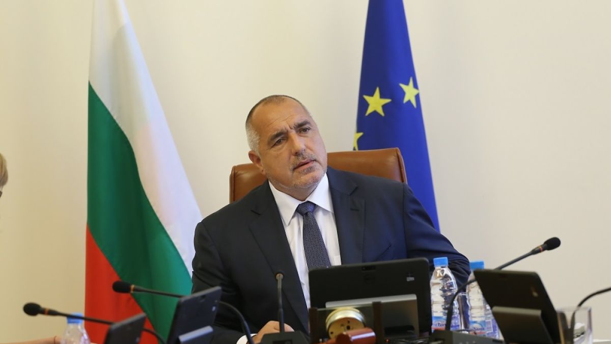 Борисов се прибра в България и веднага запретна ръкави! Обяви пред министрите, че дава 2,3 млн. лв. за...