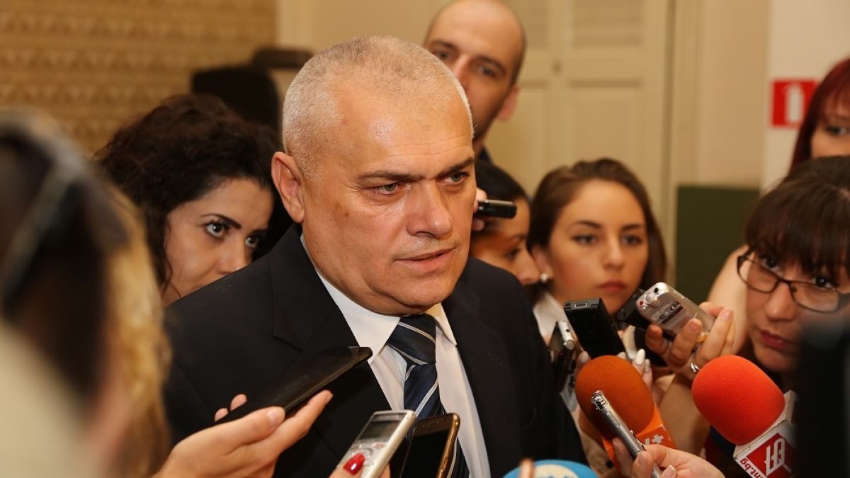 Вътрешният министър за фантома Александър-Спас: Той е калпазанин, ще бъде...