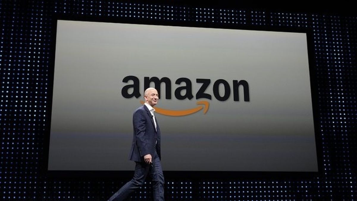 Amazon вече разпознава човешки лица в помощ на ченгетата