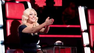 Камелия с любопитно признание за колежките си