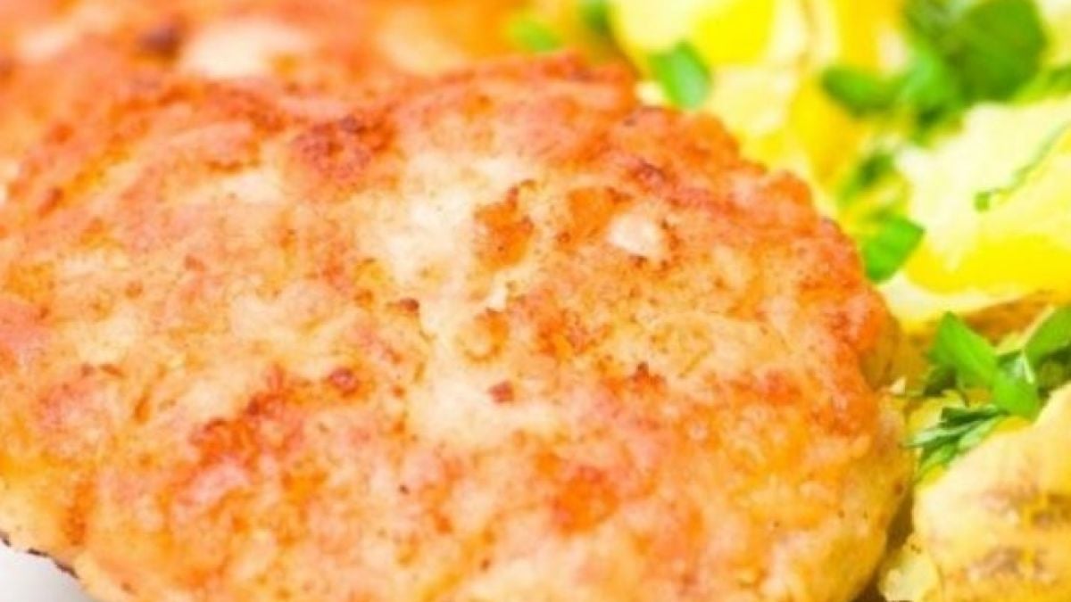 Всеки трябва да пробва тази вкусотия: Картофени кюфтета с домати