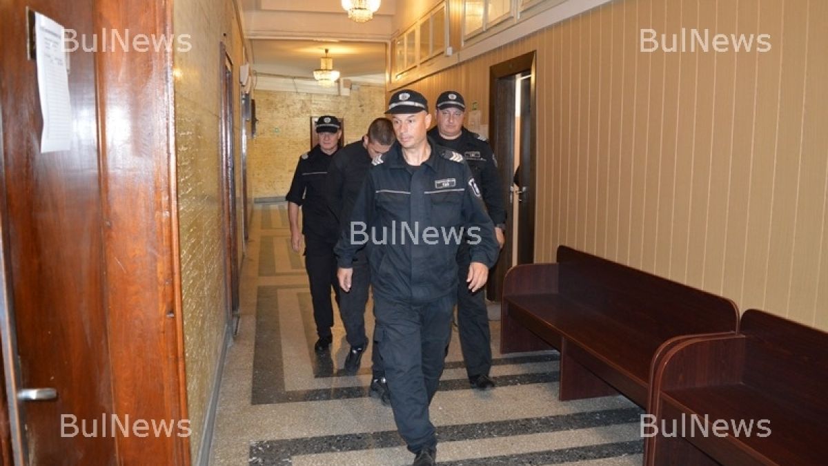 Изплува името на един от аверите на Цецо Фитнеса, които задигнаха 90 бона от бизнесмена Коча, в съда се случи голяма изненада (СНИМКИ/ВИДЕО)