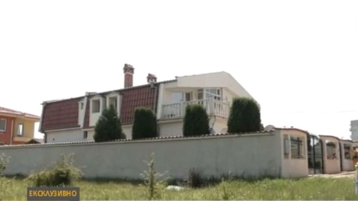 Скандални разкрития за кралете на джебчийството у нас, които живеят в лукс и охолство! Ето колко точно са взели за ремонта на парламента (ВИДЕО)