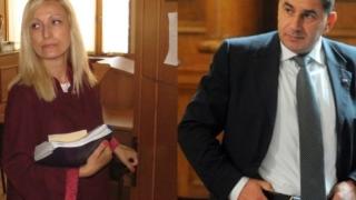 Стана ясно как ексдепутатът Димитър Байрактаров се измъкнал от присъда за побой на жена