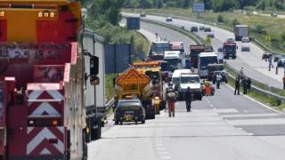 Бивш шеф на "Магистрална полиция": АПИ са могли да вземат мерки, за да предотвратят мелето на „Тракия”