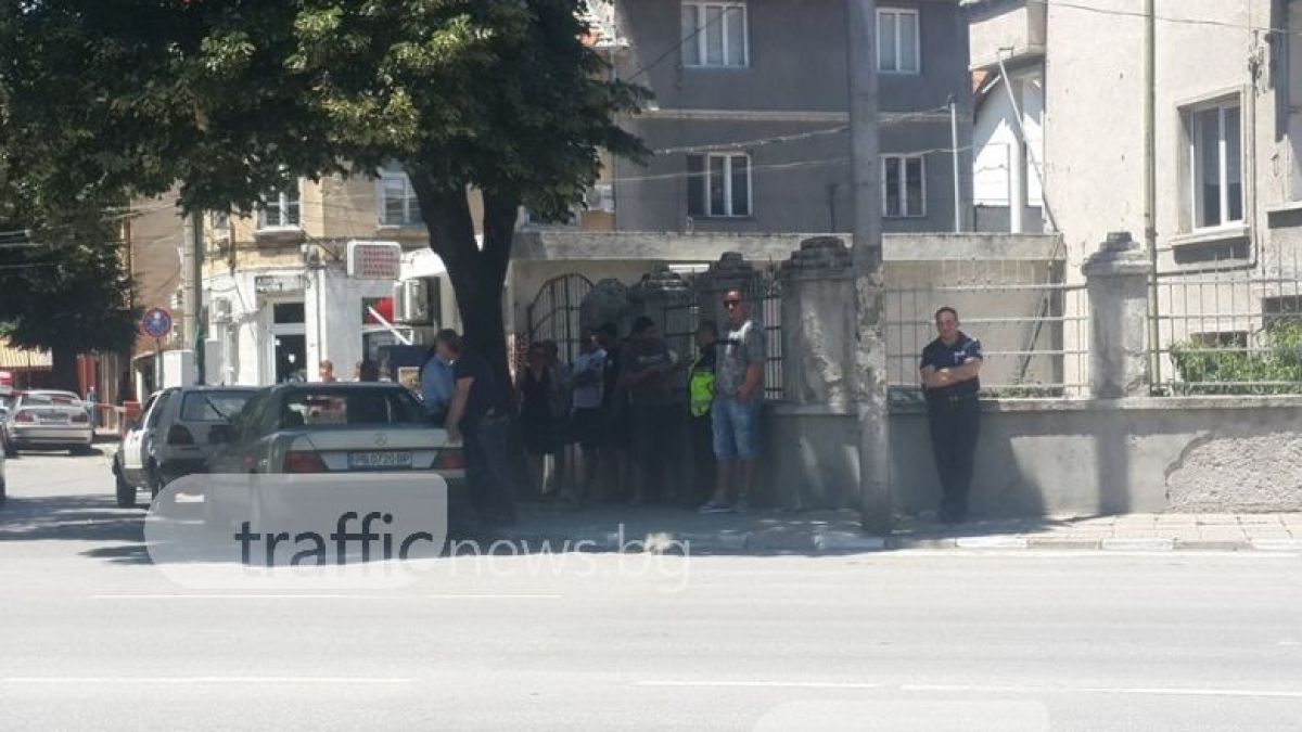 Авери на Перата окупираха съда в Асеновград (СНИМКИ)