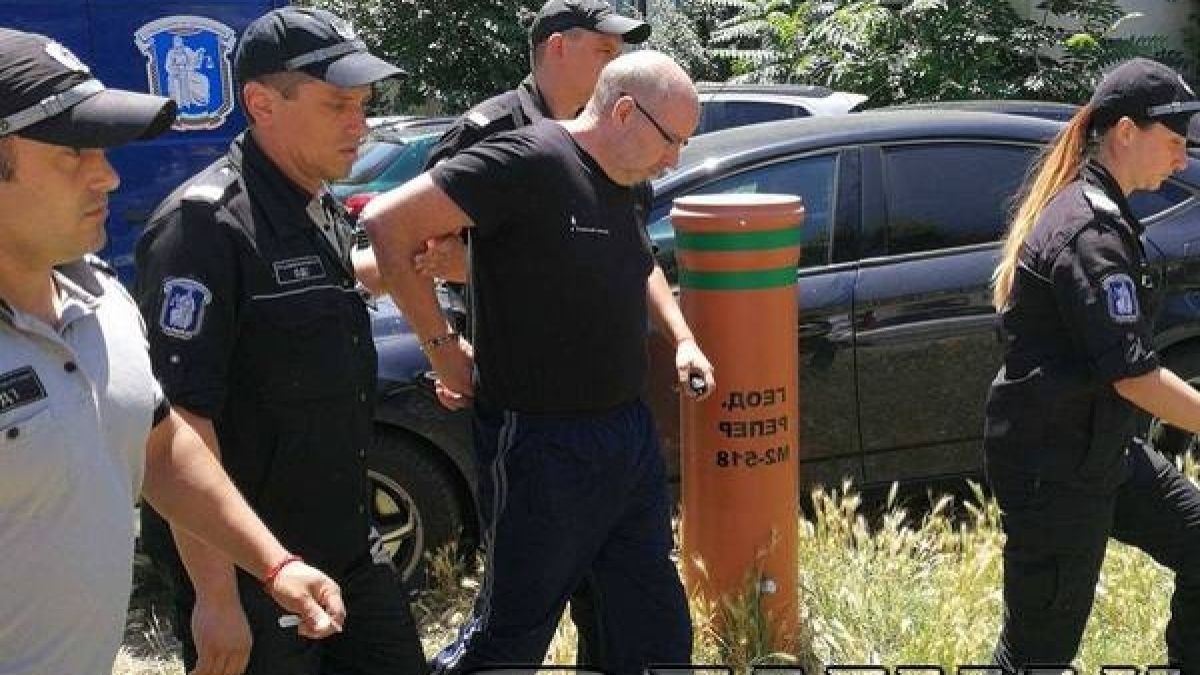 Извънредно от Несебър: Ето какво се случва с наглия Ралф, шведът дели килия със скандалния ... 