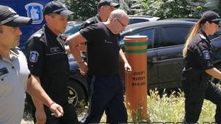 Извънредно от Несебър: Ето какво се случва с наглия Ралф, шведът дели килия със скандалния ... 