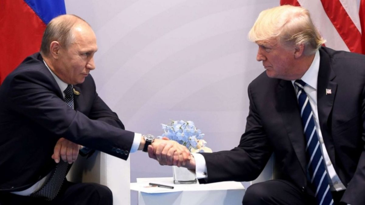 Приключи срещата между Тръмп и Путин