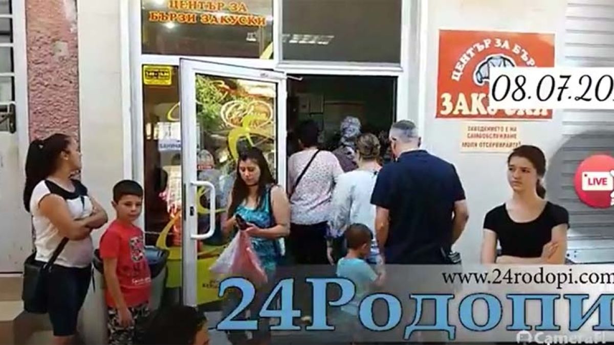 ВИДЕО засне мястото, където най-много в България се чака за… банички