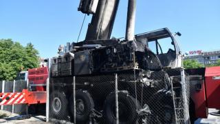 Столичани са се разминали с голяма трагедия заради палежа на крана до НДК 