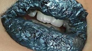 Изкилиферчена мода!  За да имат такъв макиаж, тези жени си слагат... (СНИМКИ/ВИДЕО)