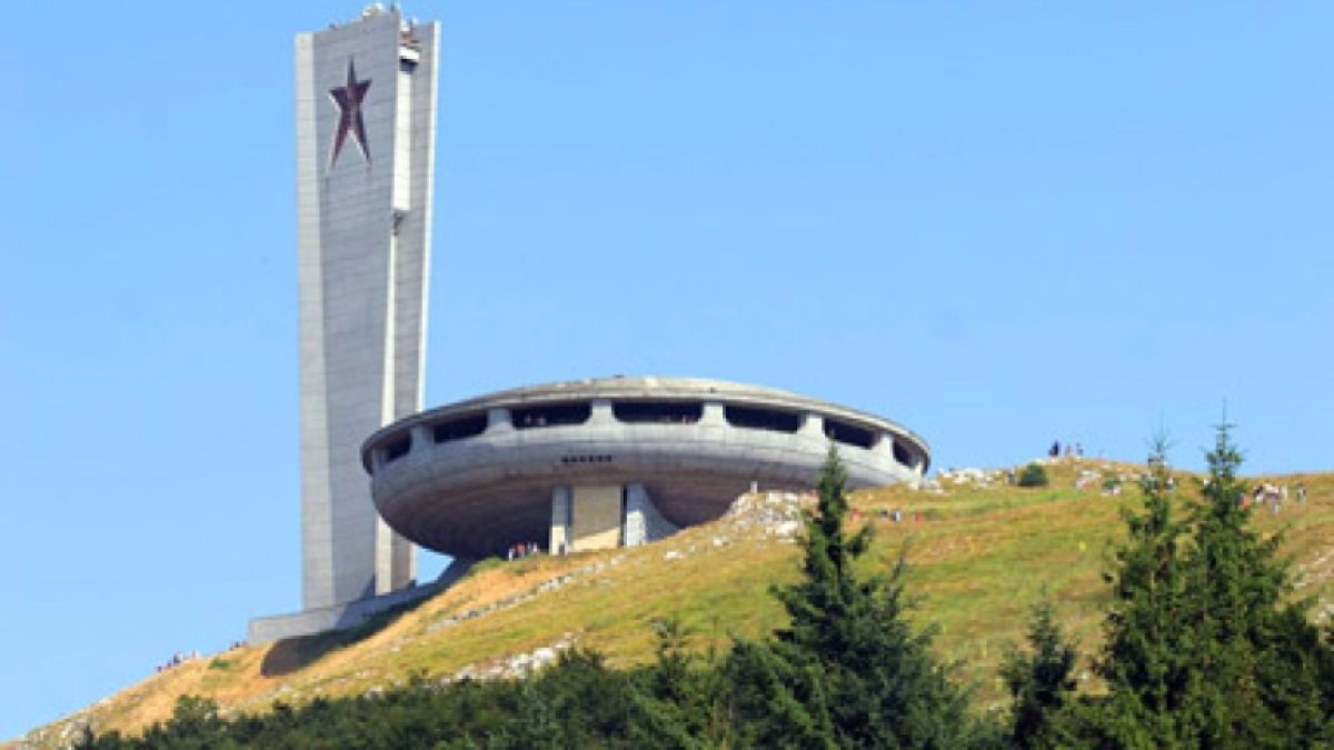 Патриотите подскочиха заради "Бузлуджа": Това е музей на всички, а не партиен символ на БСП