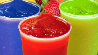 Не яжте тези 10 храни през лятото! Доста от любимите вкусотии се оказват много вредни за горещия сезон