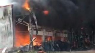 Основната версия! Складът за дрехи в Казичене е изпепелен от ... 